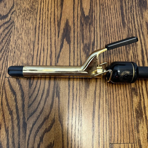 1/2” Curling Iron - Helen of Troy Gold Series - Picture 2 of 3